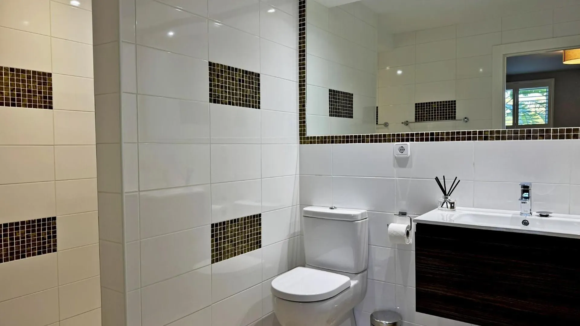 Villa Montecastillo - Ole Solutions Jerez de la Frontera 0*,  Spain